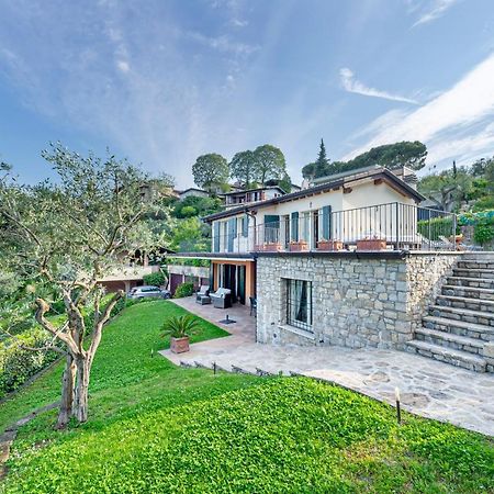 Villa Pratello パデンゲ・スル・ガルダ エクステリア 写真